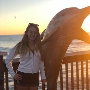 Meet your Posher, Hannah